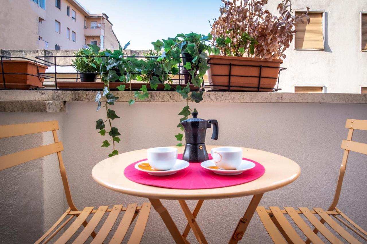Appartamento Vicino Al Porto, Con Parcheggio リヴォルノ エクステリア 写真